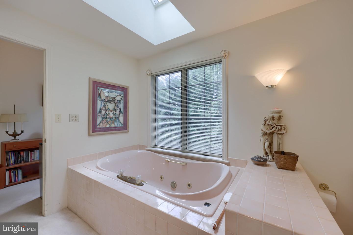 1 Warren Cir Property Photo 28