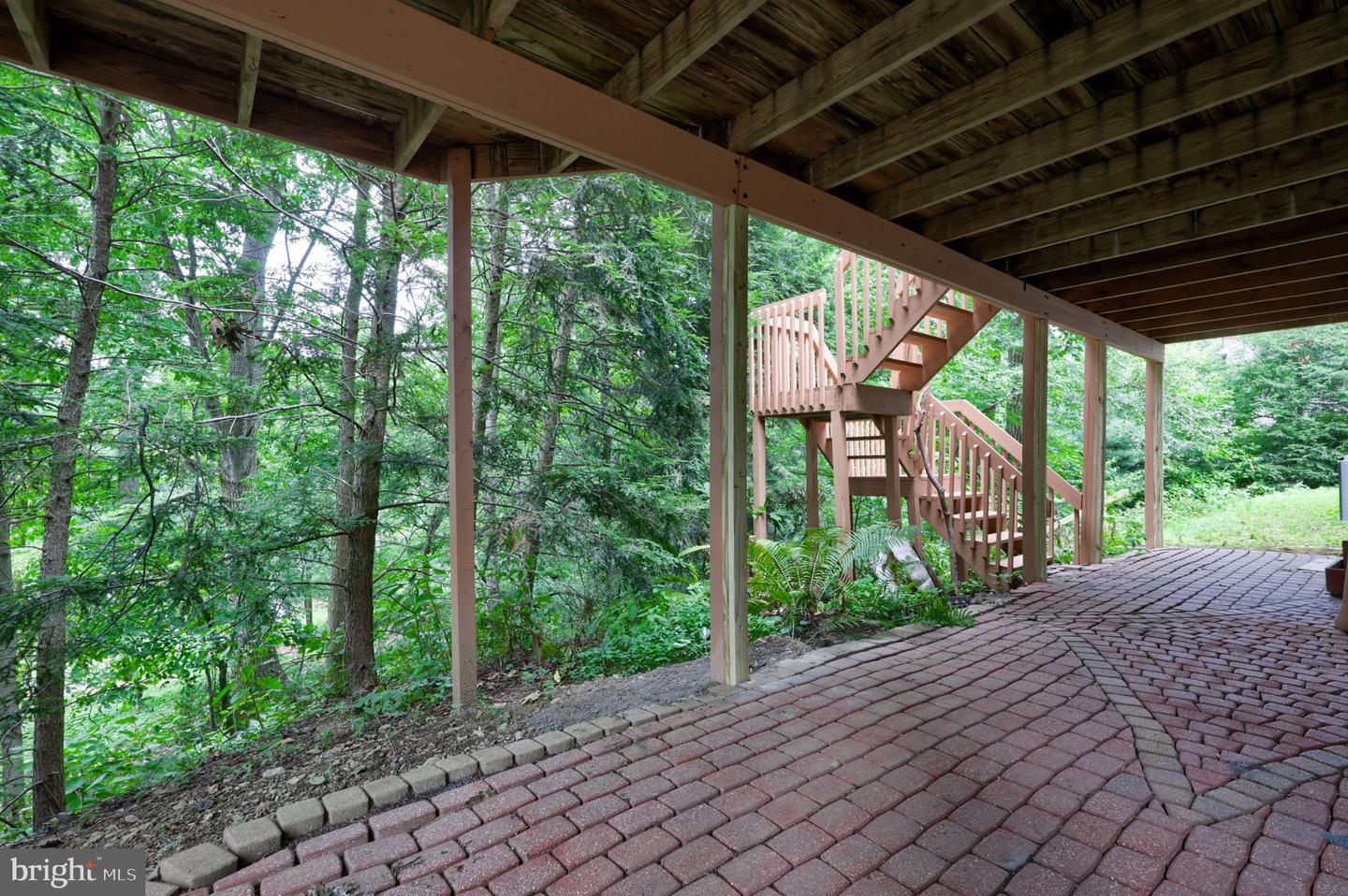 1 Warren Cir Property Photo 42
