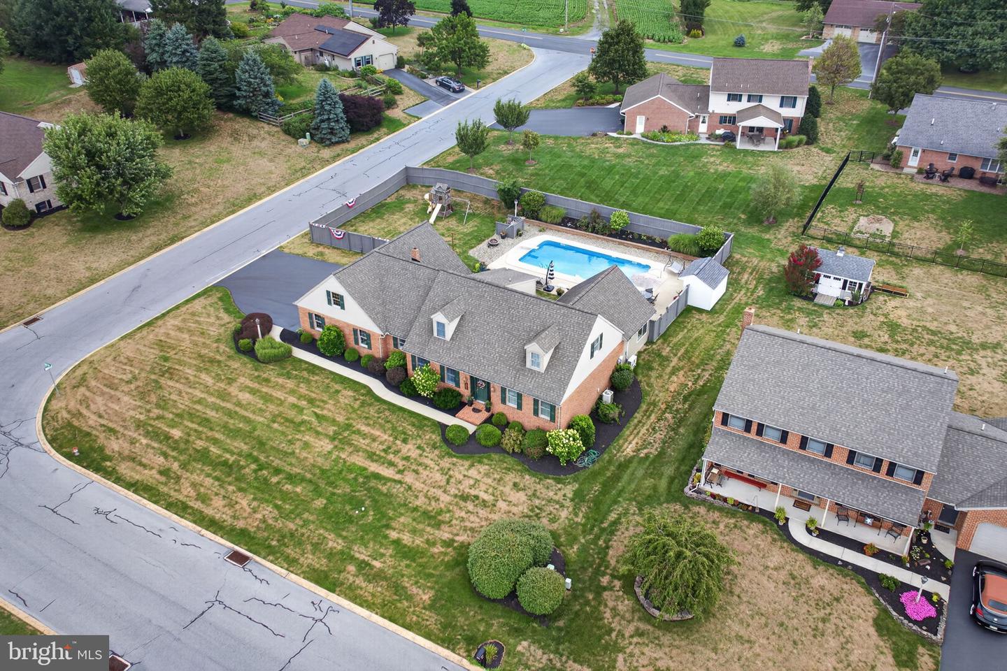 695 Sue Dr Property Photo 69