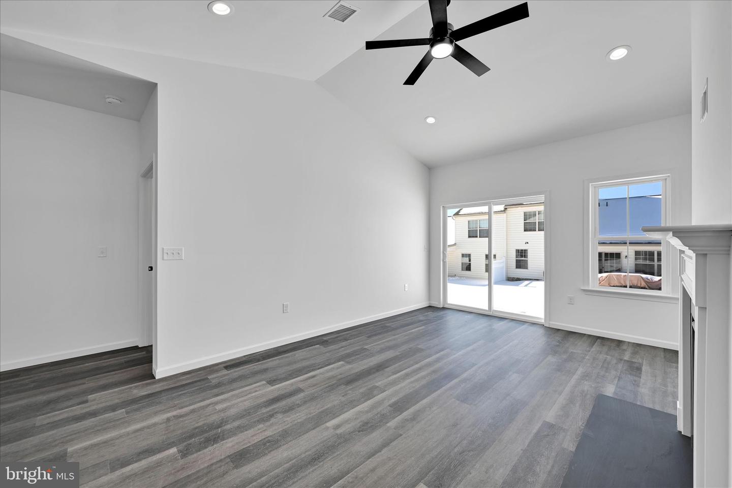 108 Hillard Fld Property Photo 5
