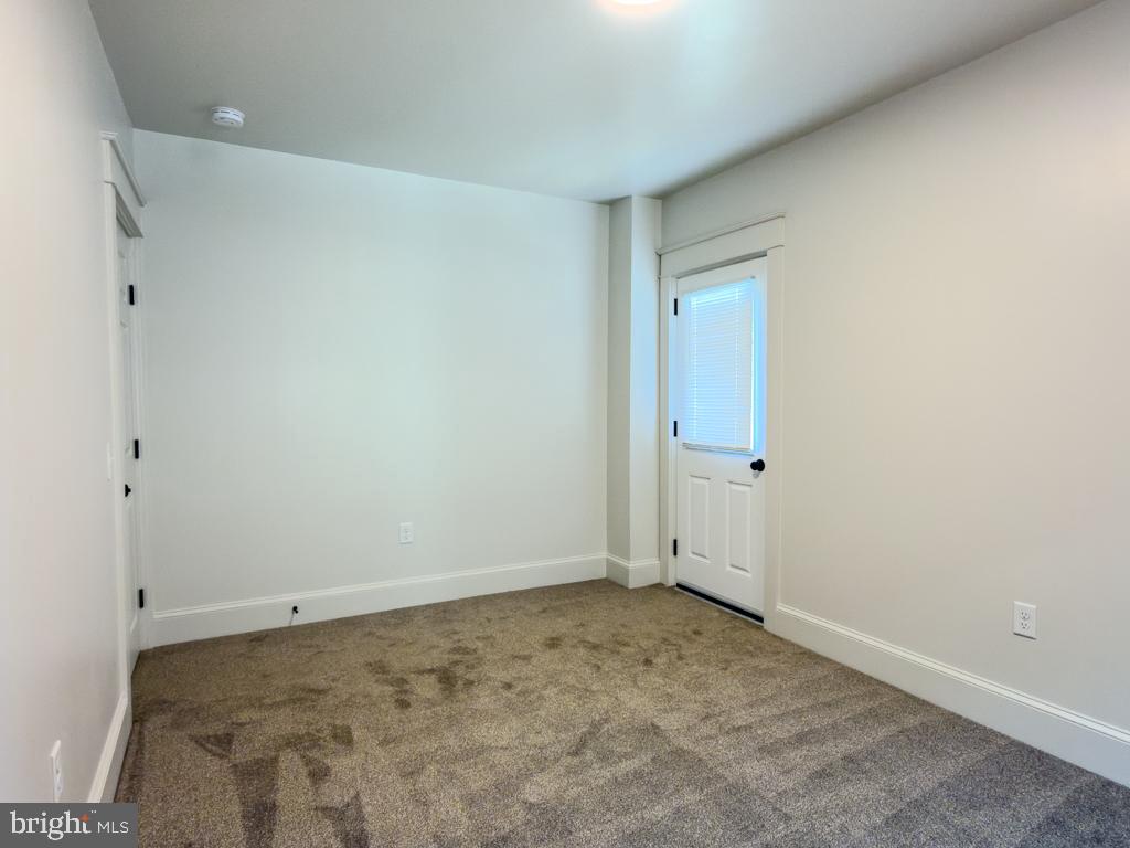 338 Ruby St Property Photo 21
