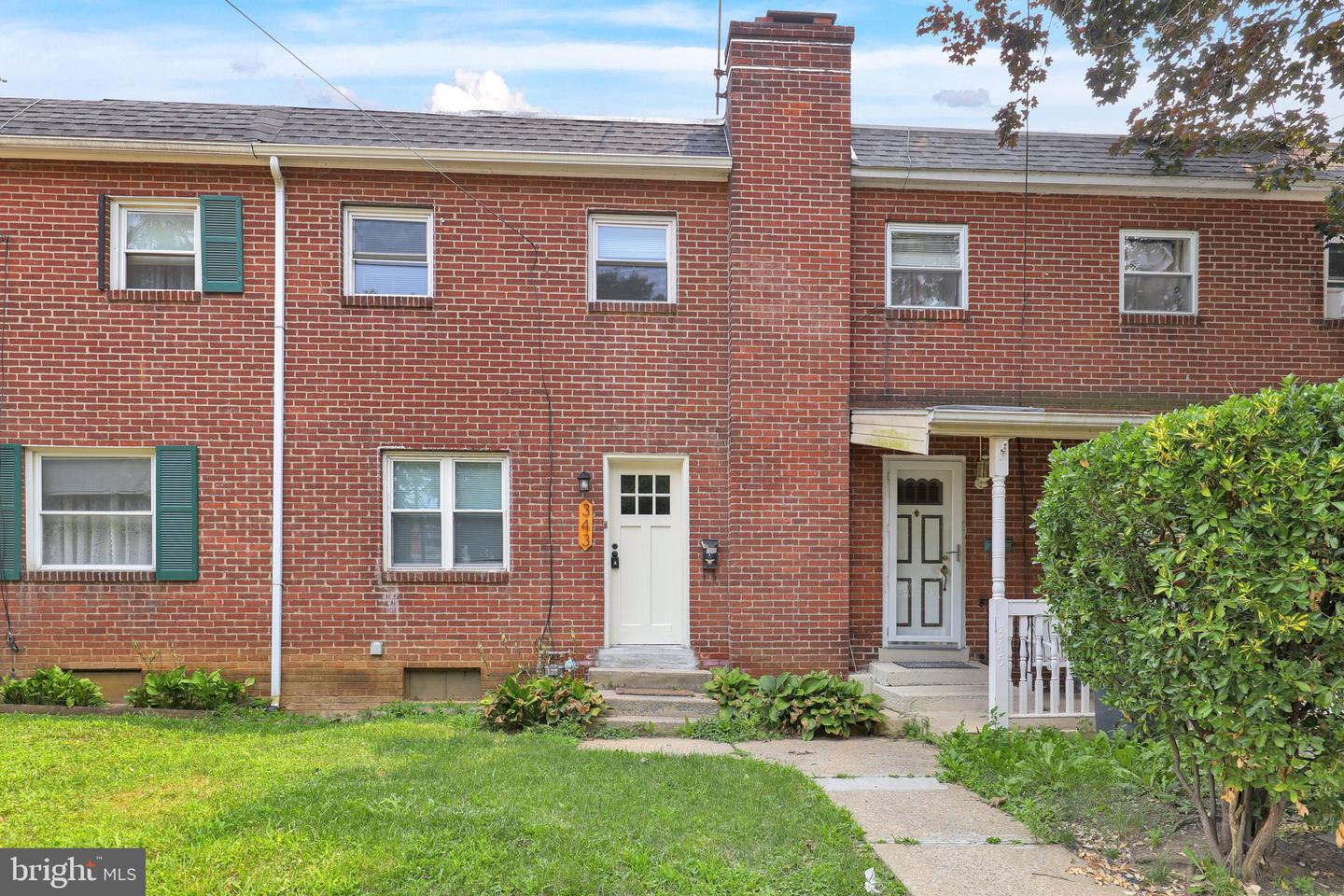 343 S Marshall St Property Photo 1