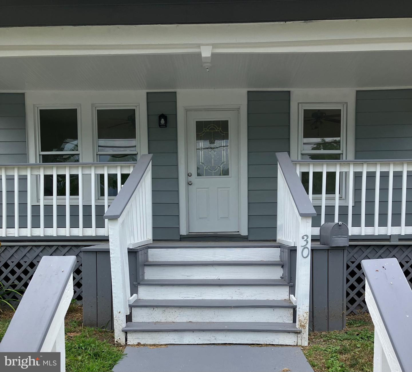 30 E Stiegel St Property Photo 2