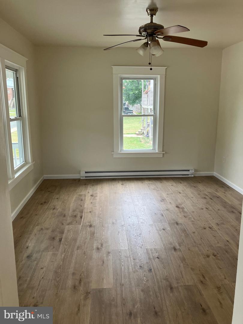 30 E Stiegel St Property Photo 10