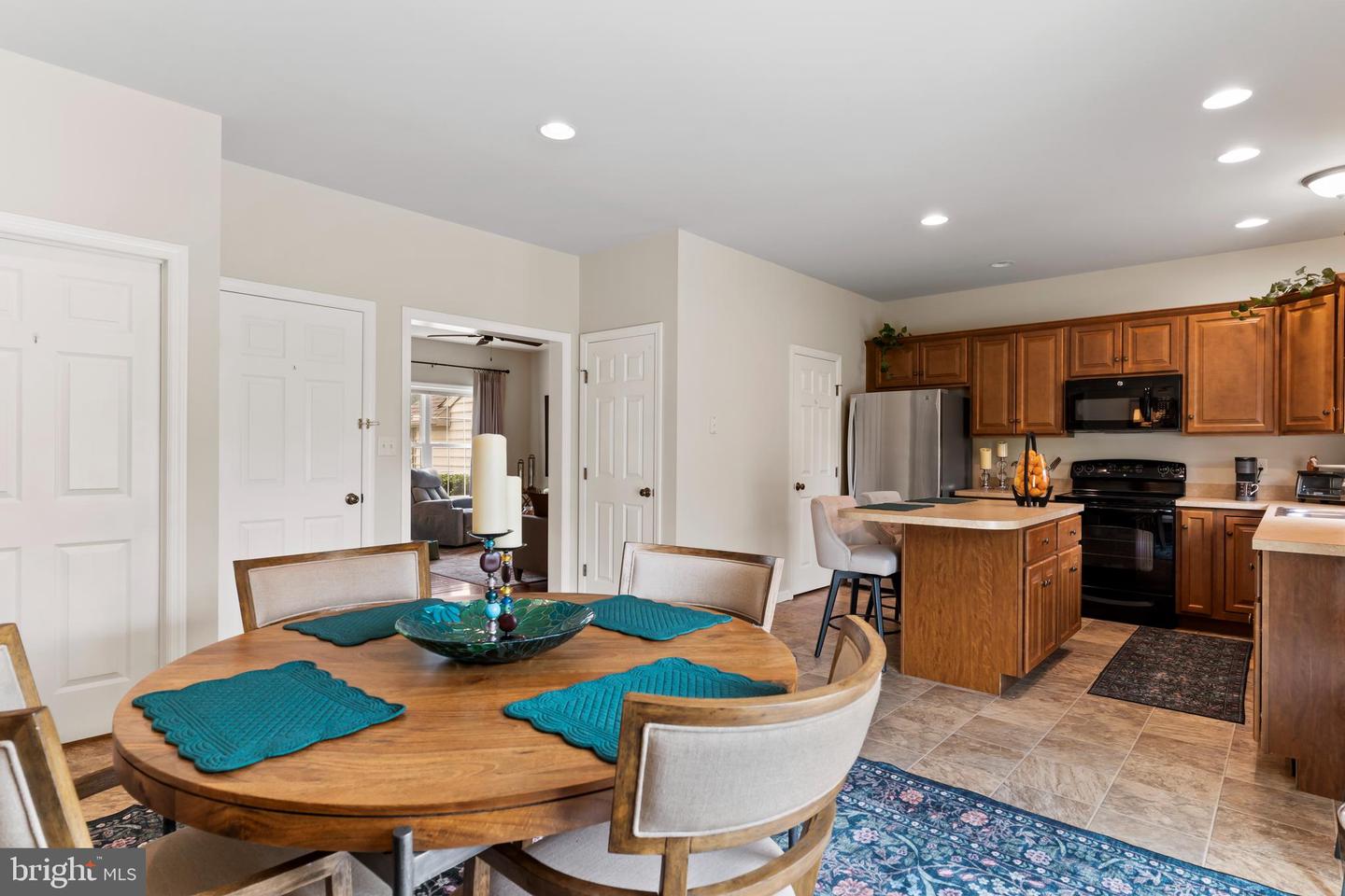 2 Stonecrest Trl Property Photo 9