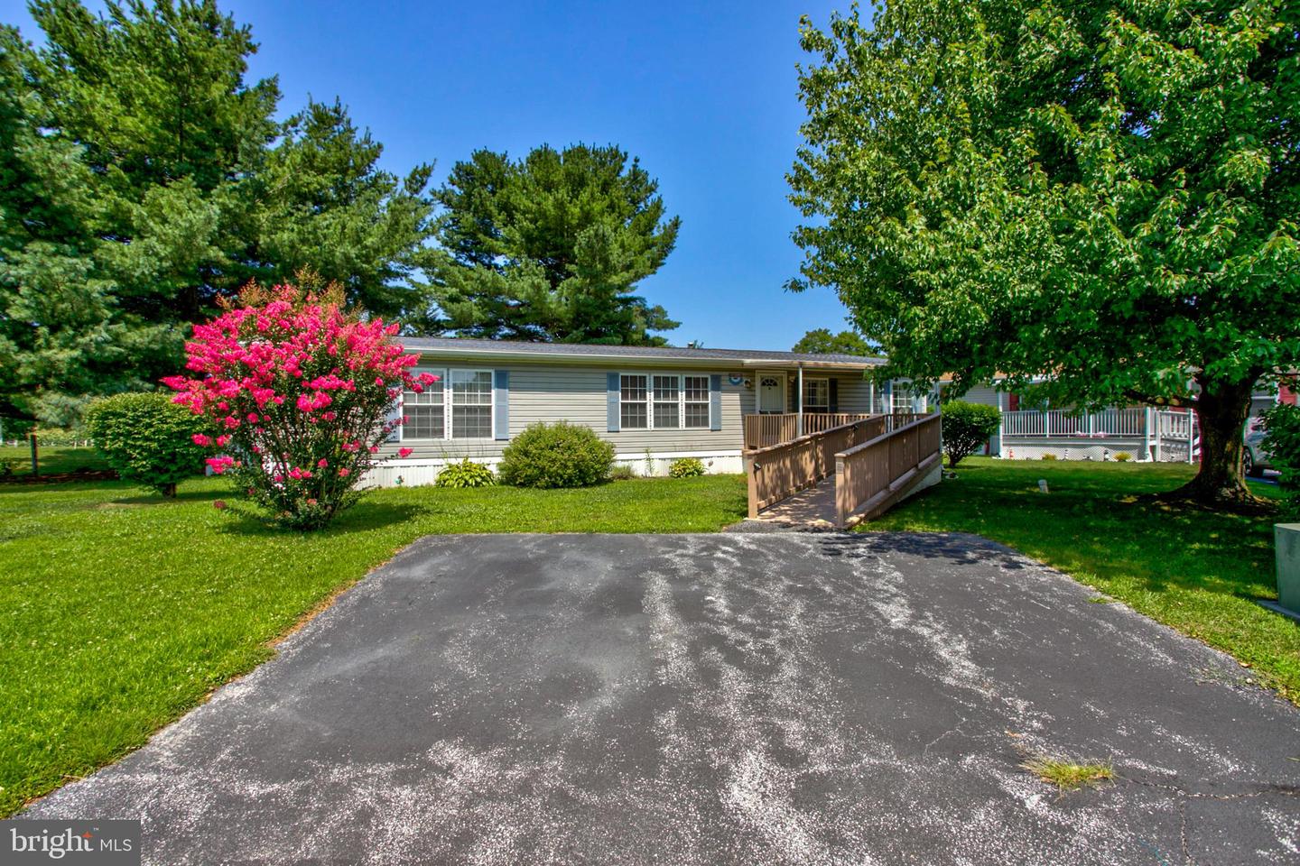 9 Jordan Dr Property Photo 1