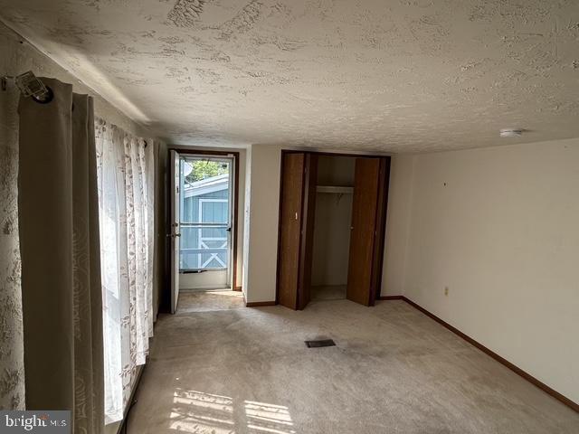 21 S Green Acres Cir Property Photo 6
