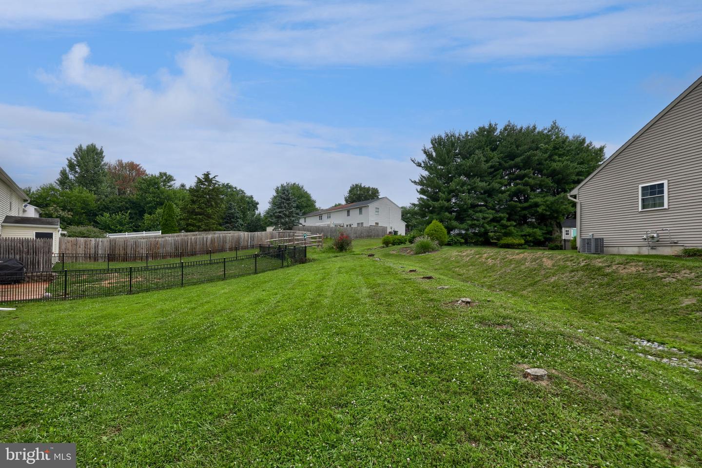 455 Crosswinds Dr Property Photo 32
