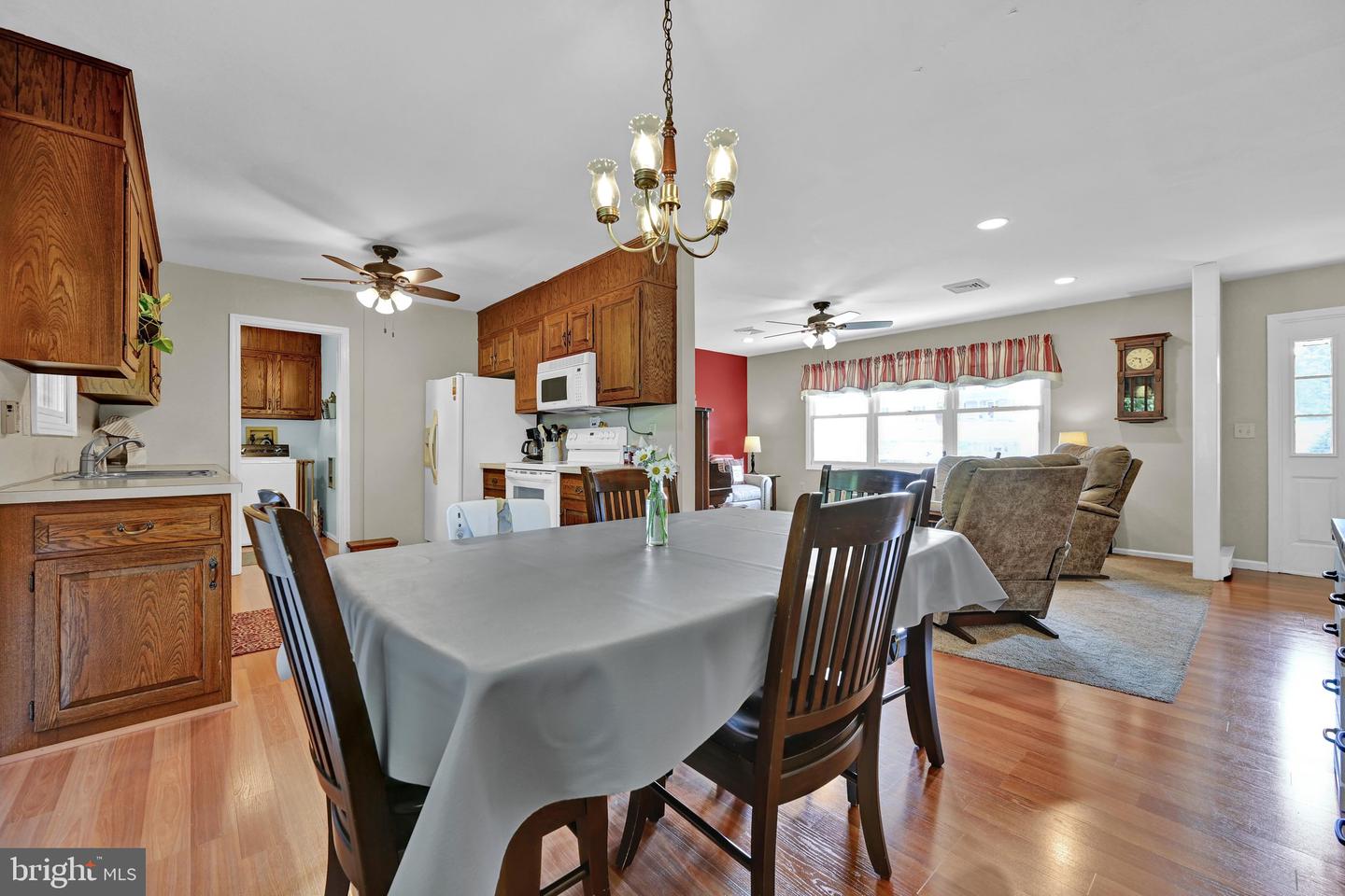 75 Hickory Rd Property Photo 16
