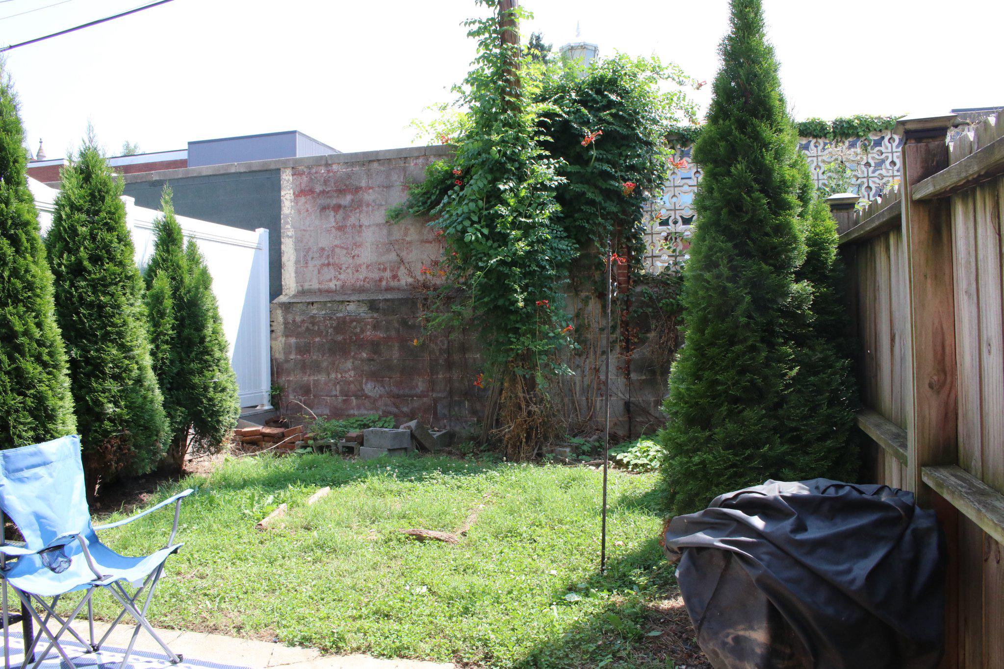 35 N Mulberry St Property Photo 15