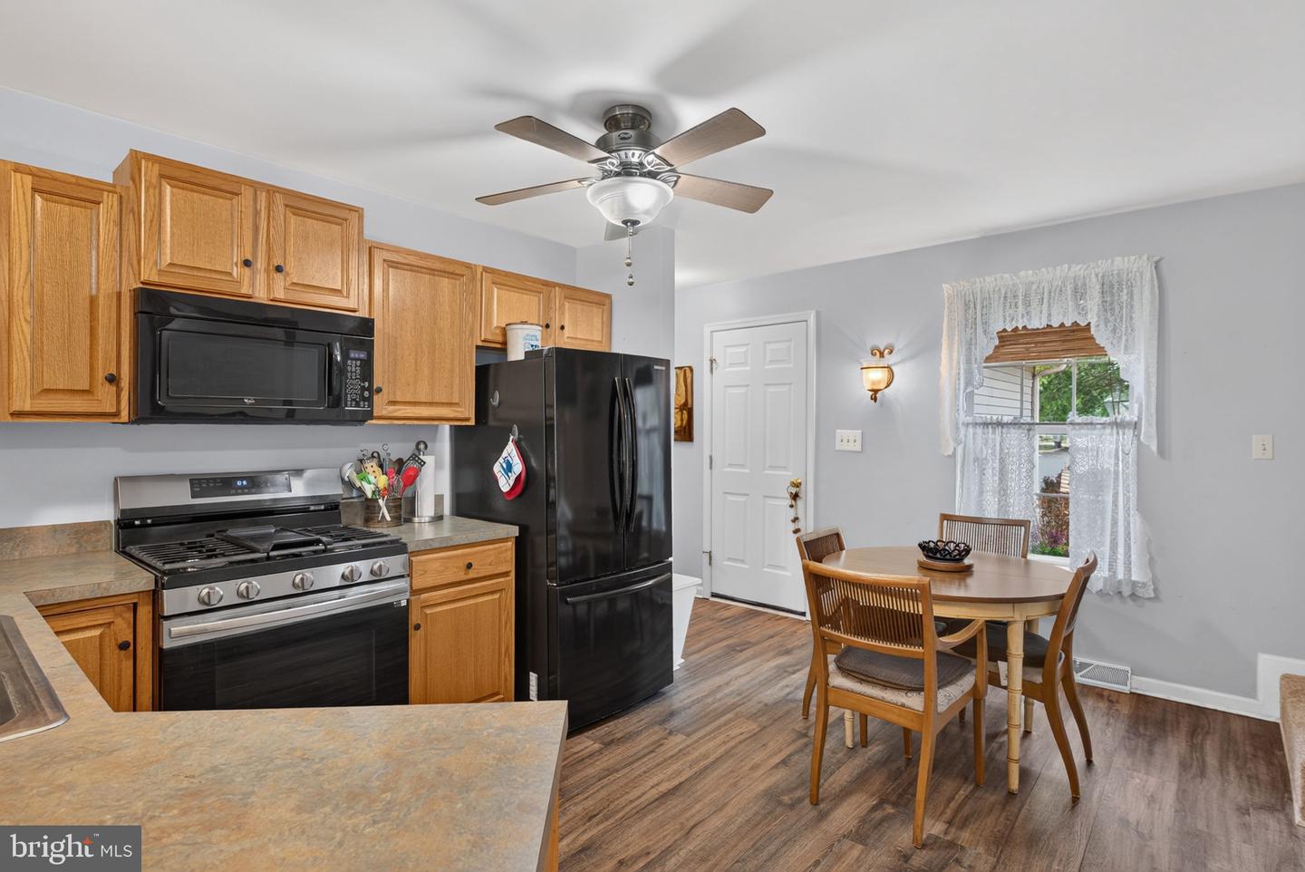 31 Tumbling Run Property Photo 8