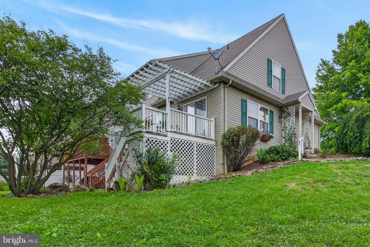31 Tumbling Run Property Photo 32