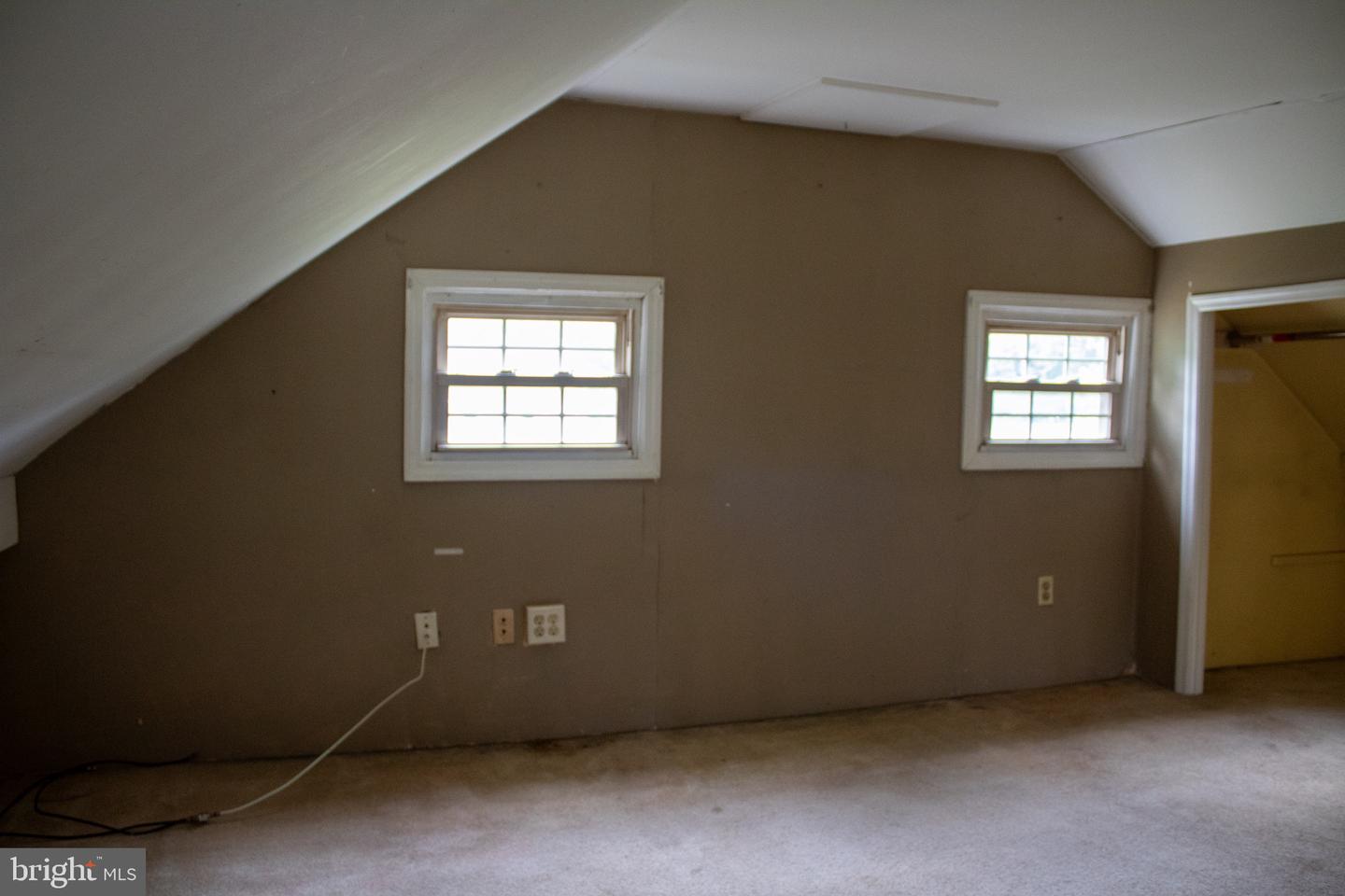 204 Herrville Rd Property Photo 8