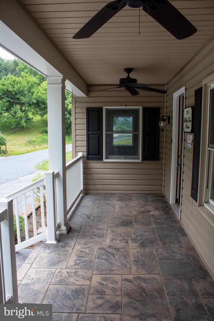 204 Herrville Rd Property Photo 29