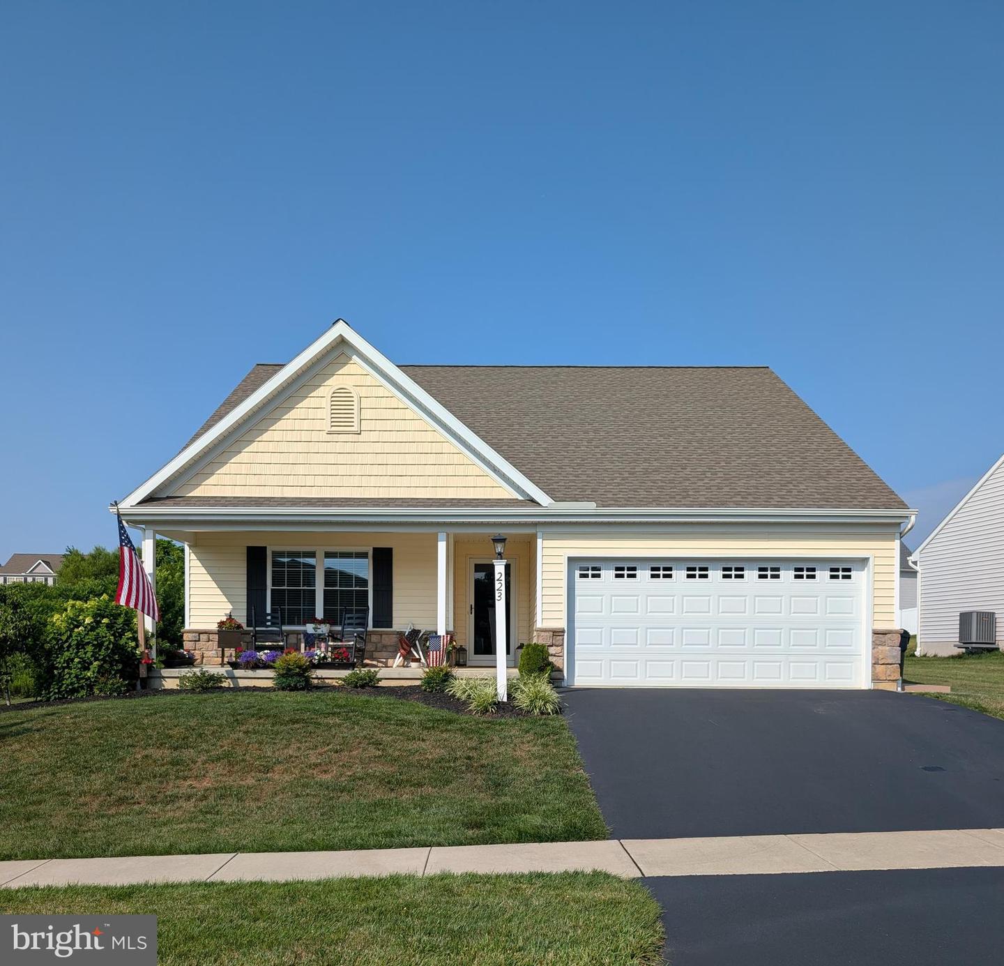 223 Darlington Ct Property Photo 1