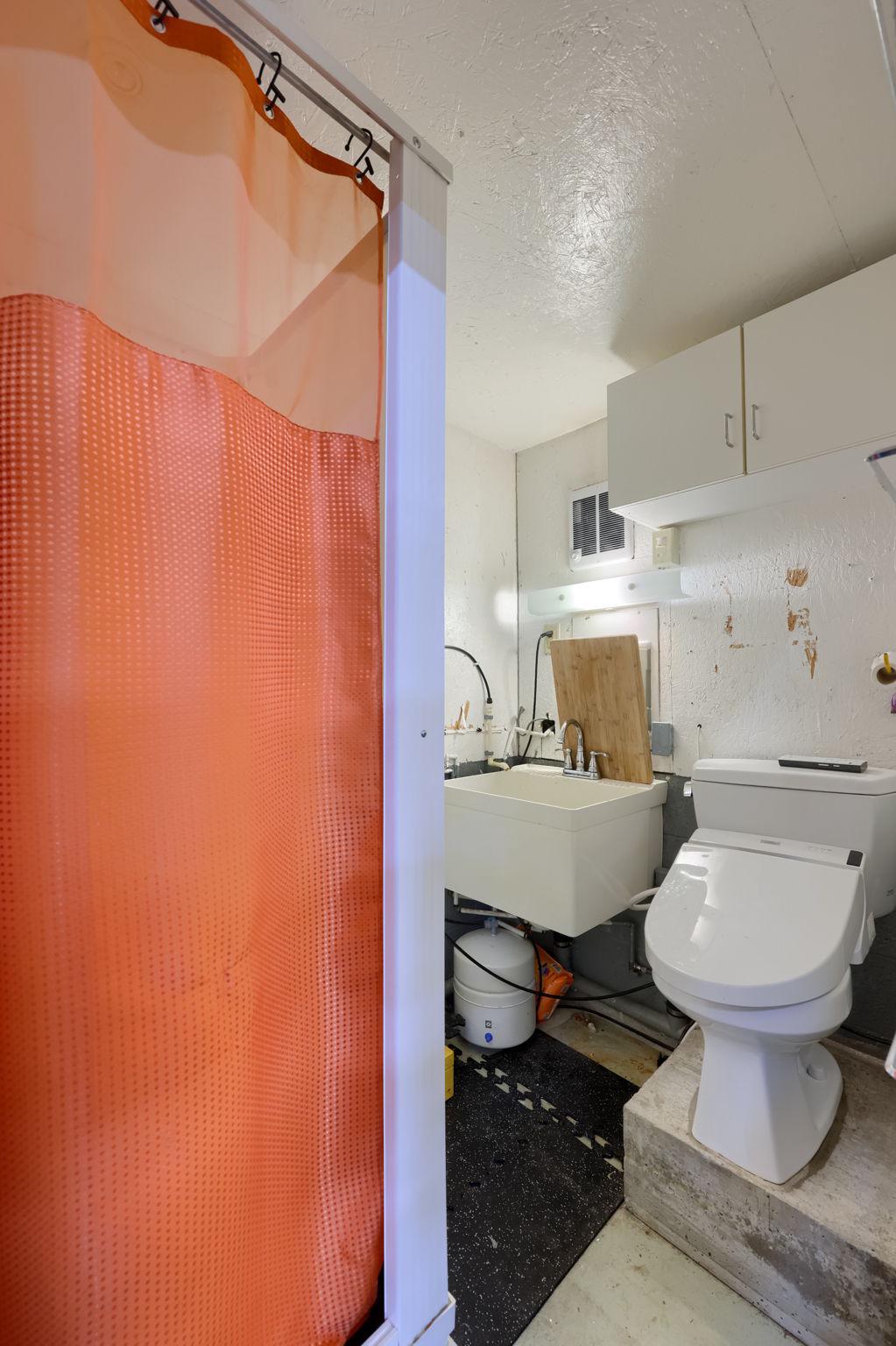 215 N Lime St Property Photo 52