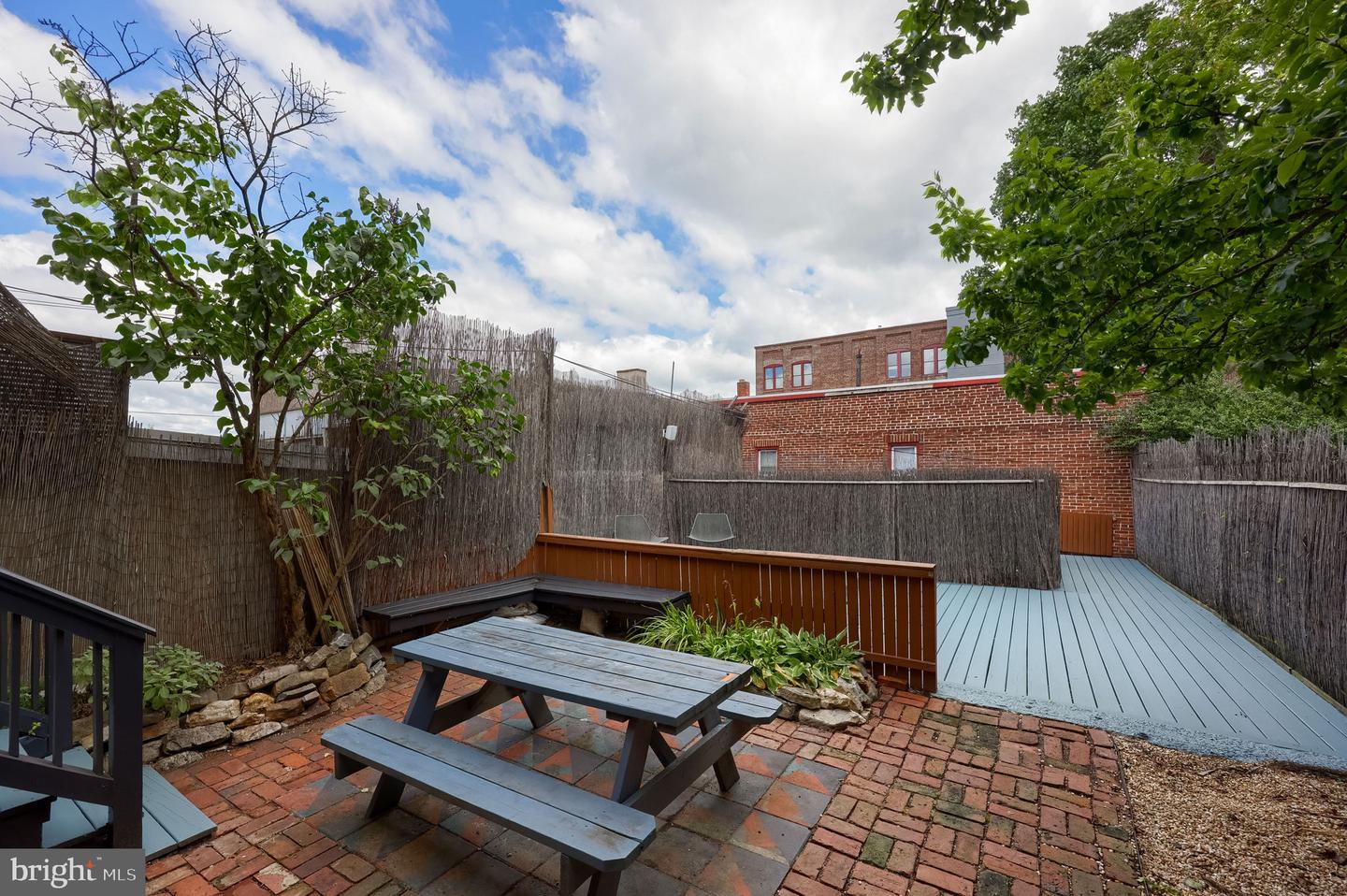 215 N Lime St Property Photo 58