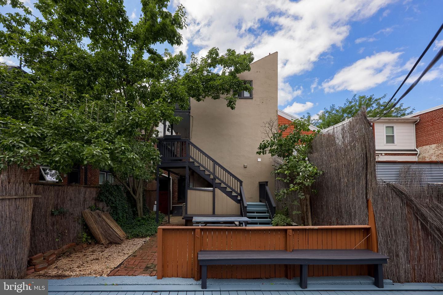 215 N Lime St Property Photo 60