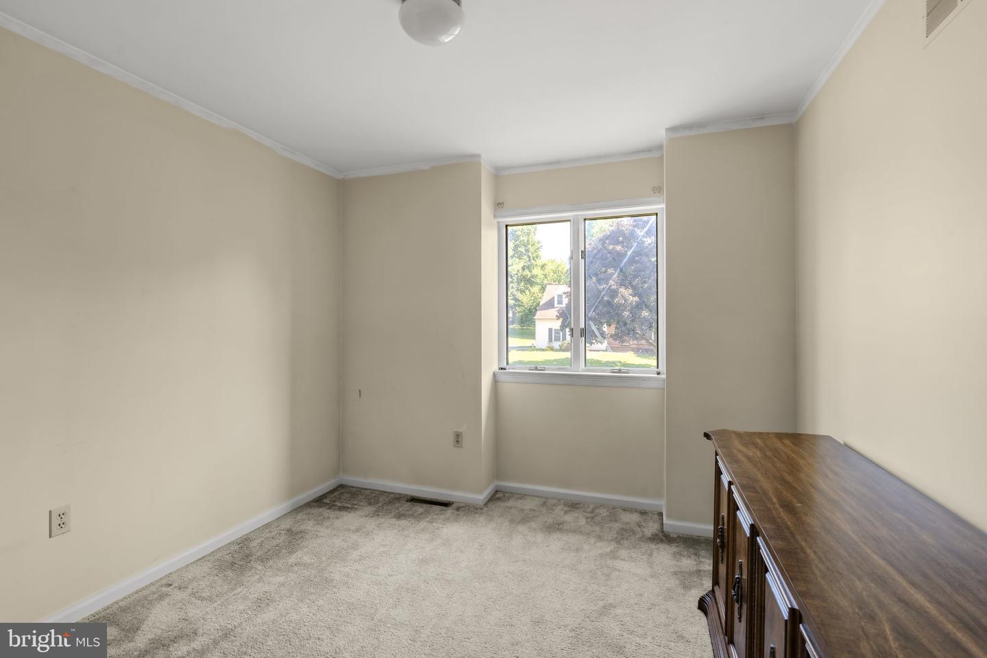 1525 Edinborough Cir Property Photo 14