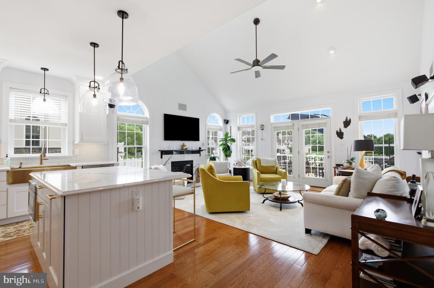 848 Huntington Pl Property Photo 13