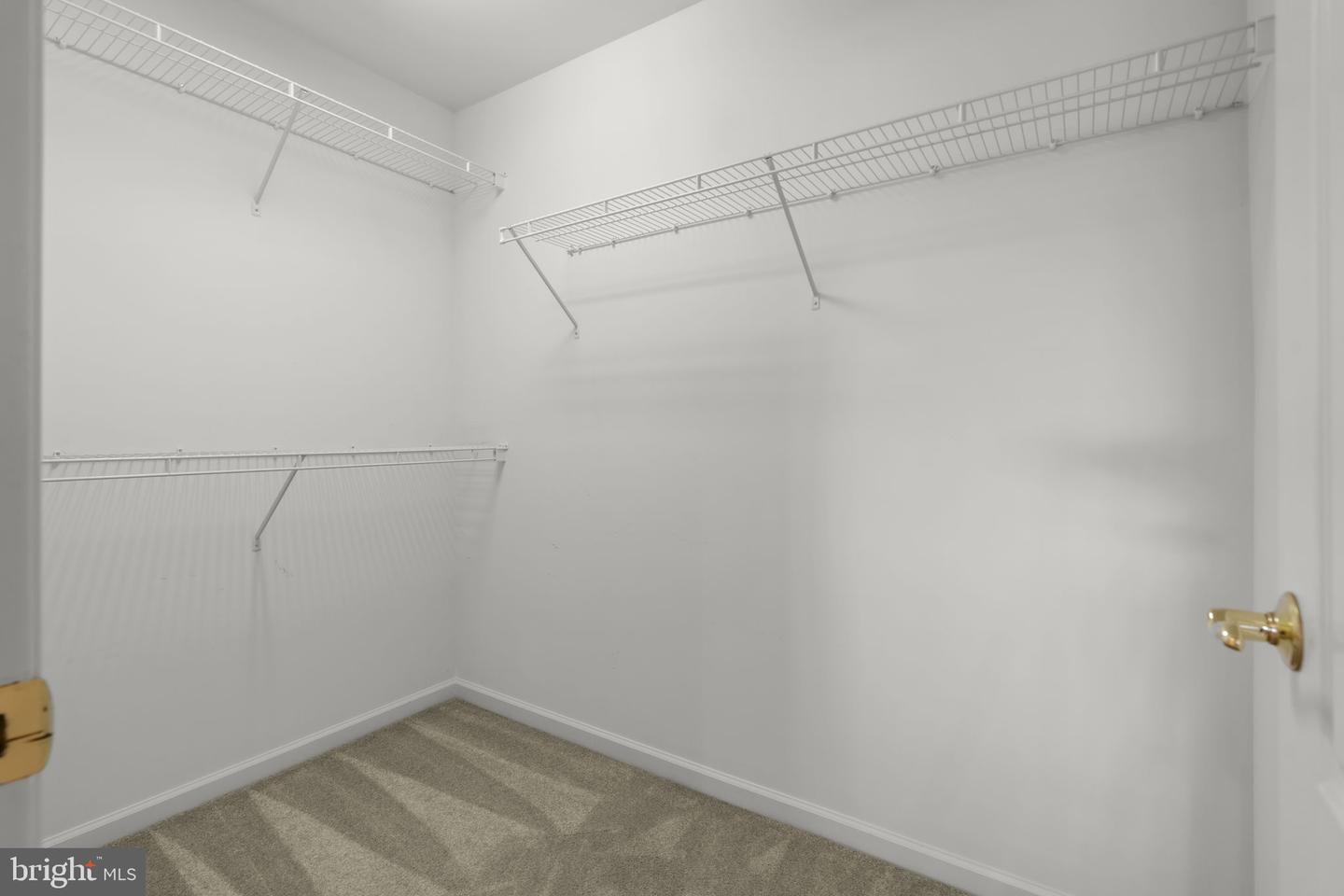 249 Fieldcrest Ln Property Photo 34