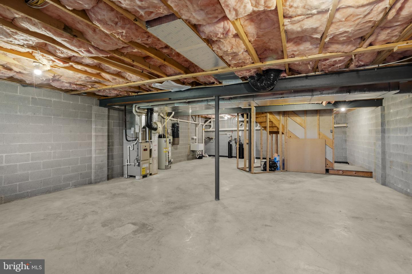 249 Fieldcrest Ln Property Photo 37