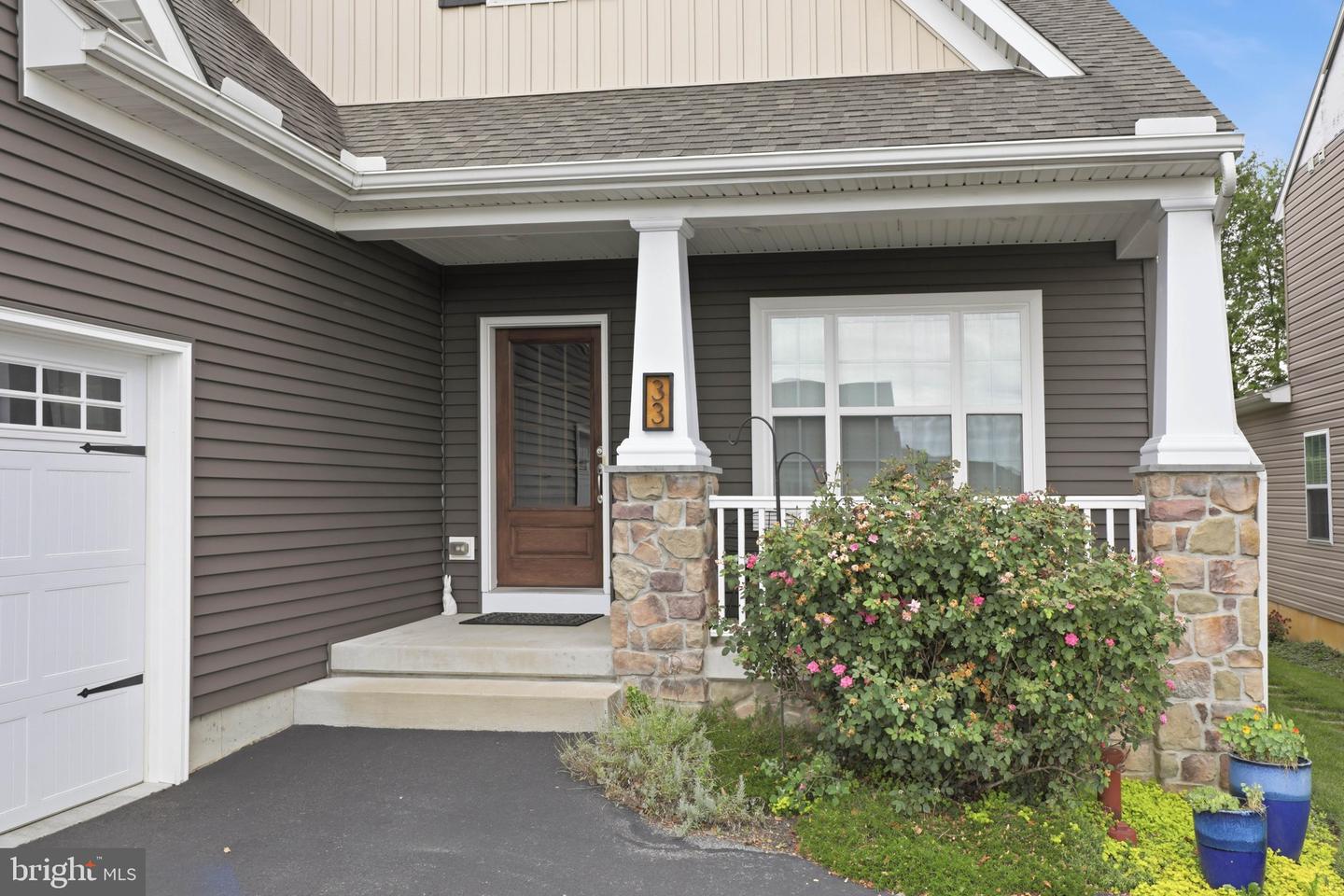 33 Alderwood Way Property Photo 4