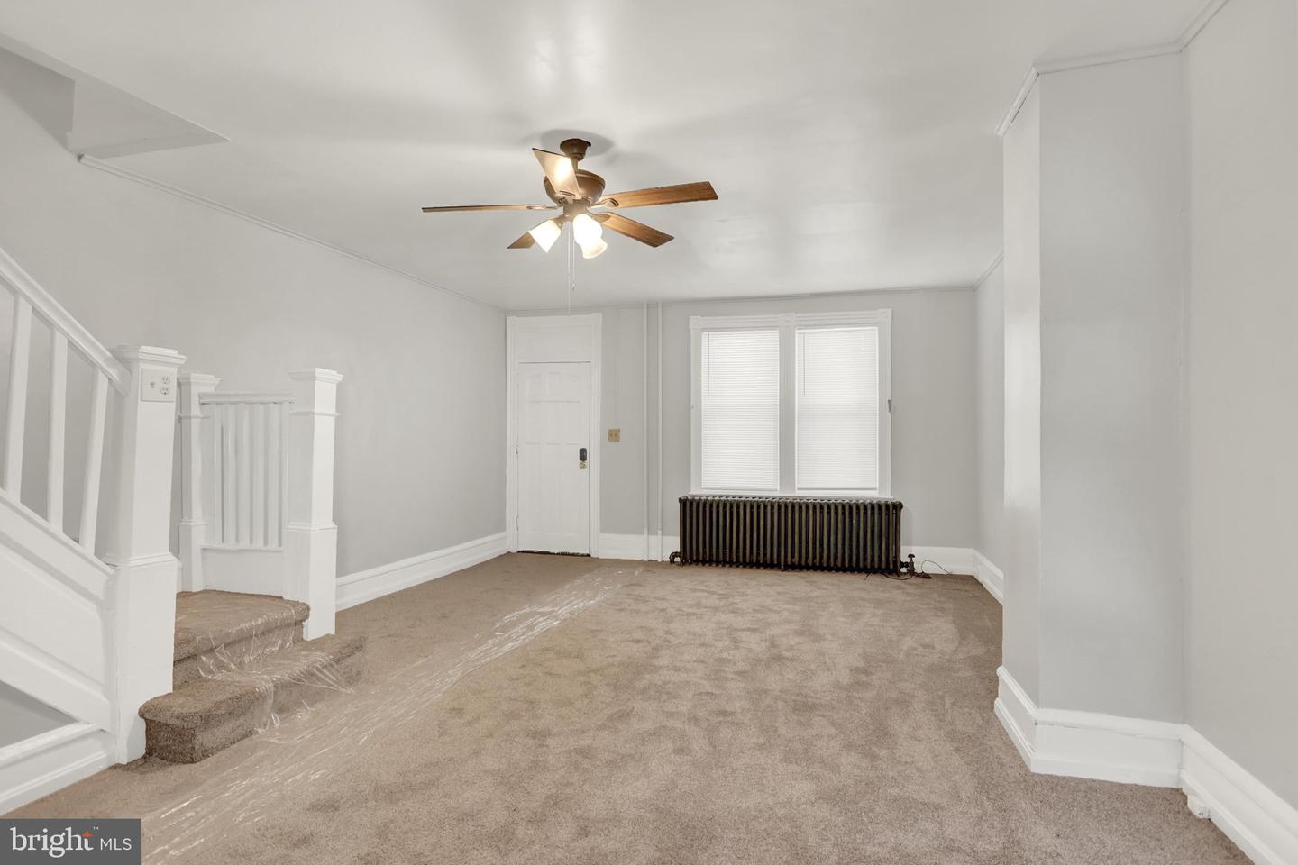 341 S Ann St Property Photo 7