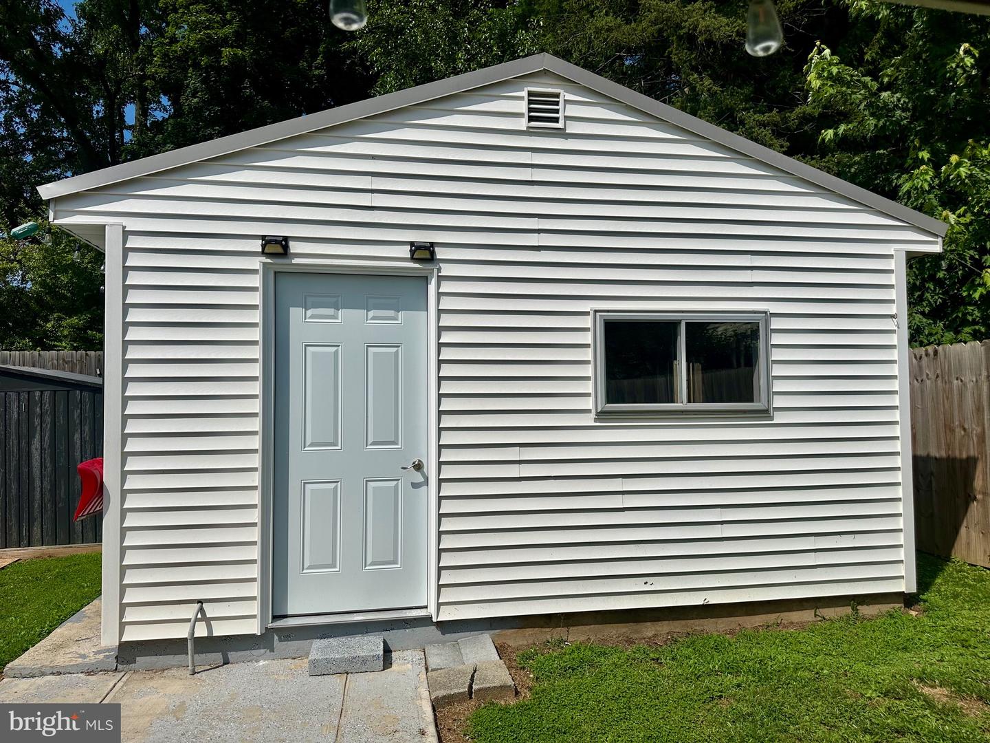 2627 Valley Rd Property Photo 15
