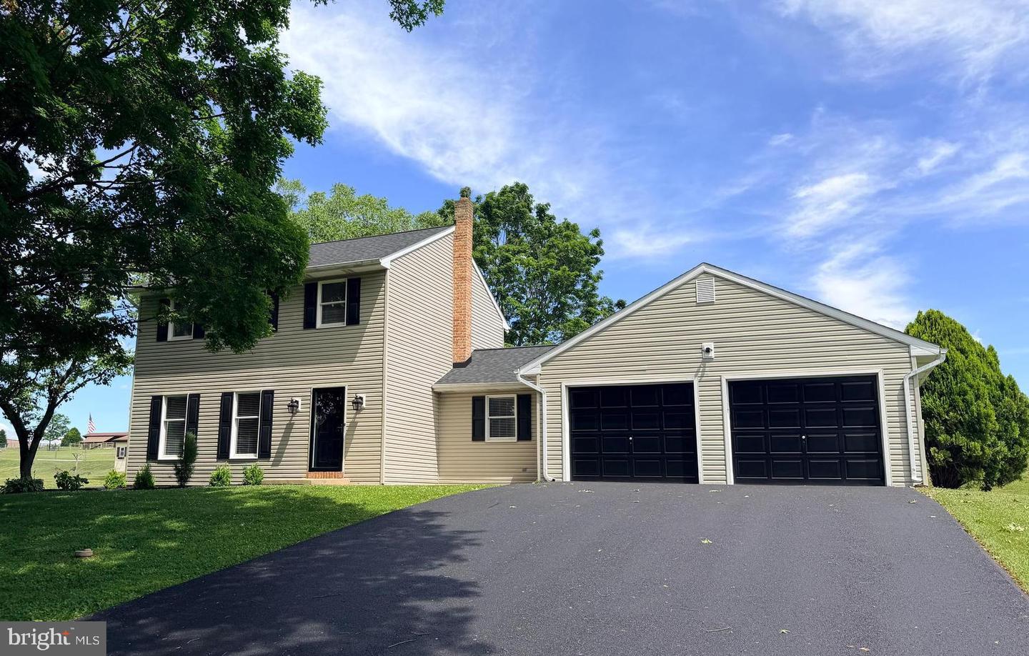 23 Sherrard Dr Property Photo 2
