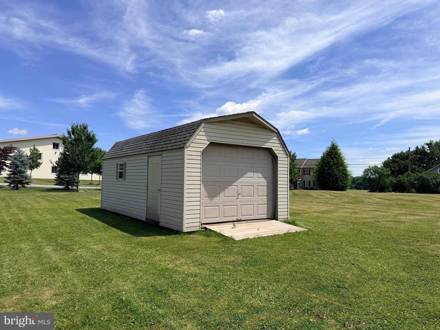 23 Sherrard Dr Property Photo 16
