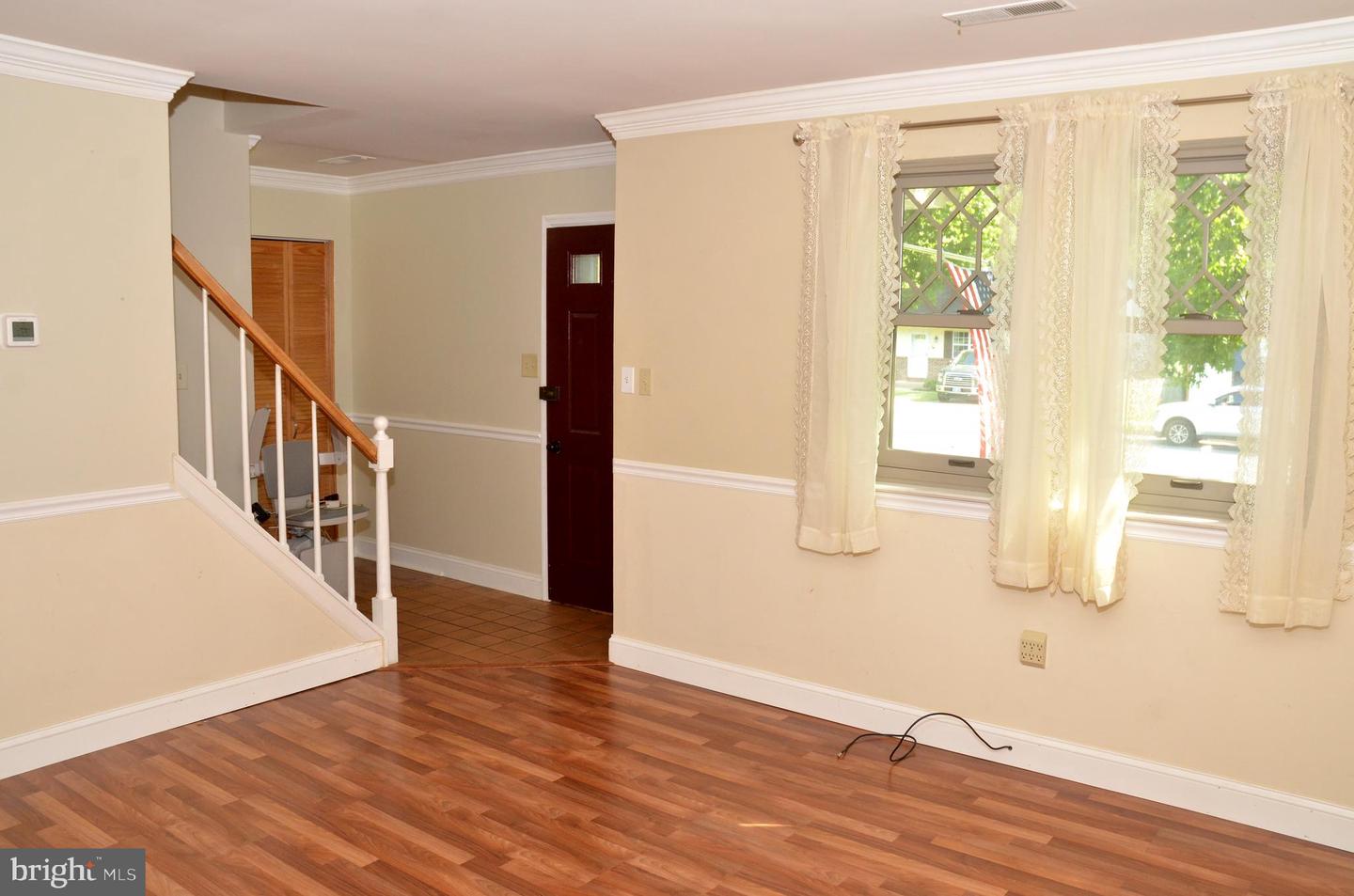 2527 Valley Dr Property Photo 6