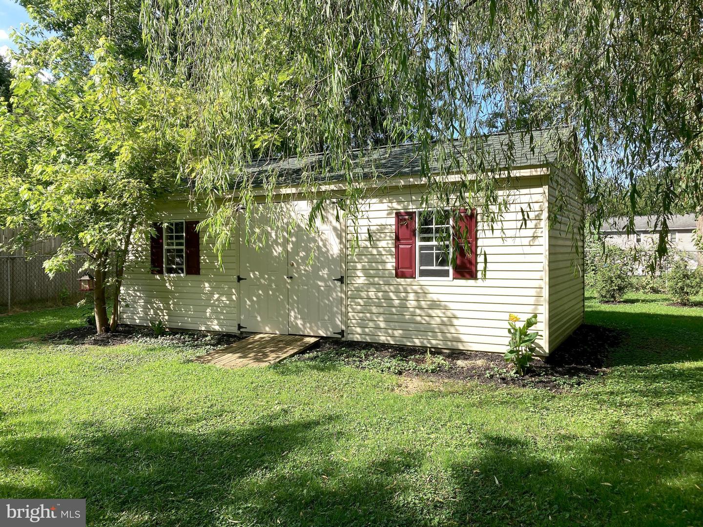 2527 Valley Dr Property Photo 37