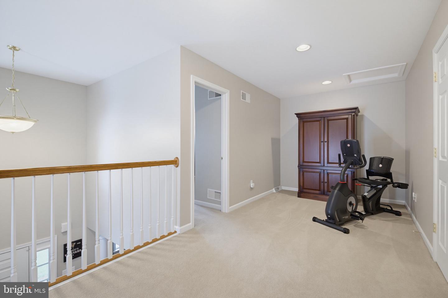 20 Cedar Chase Dr Property Photo 29