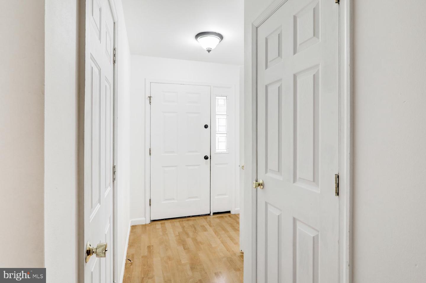 300 Elmshire Dr Property Photo 14