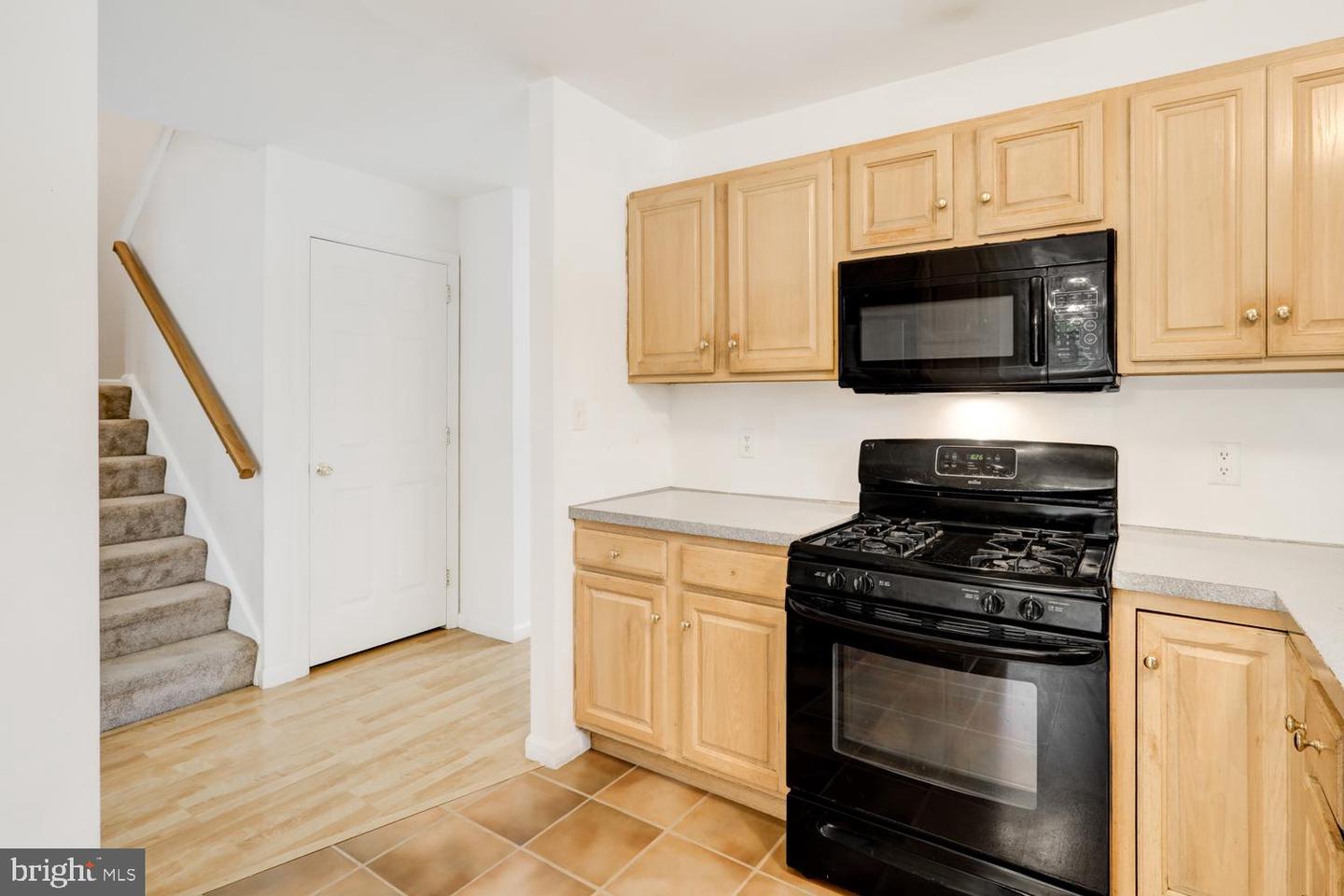 300 Elmshire Dr Property Photo 20