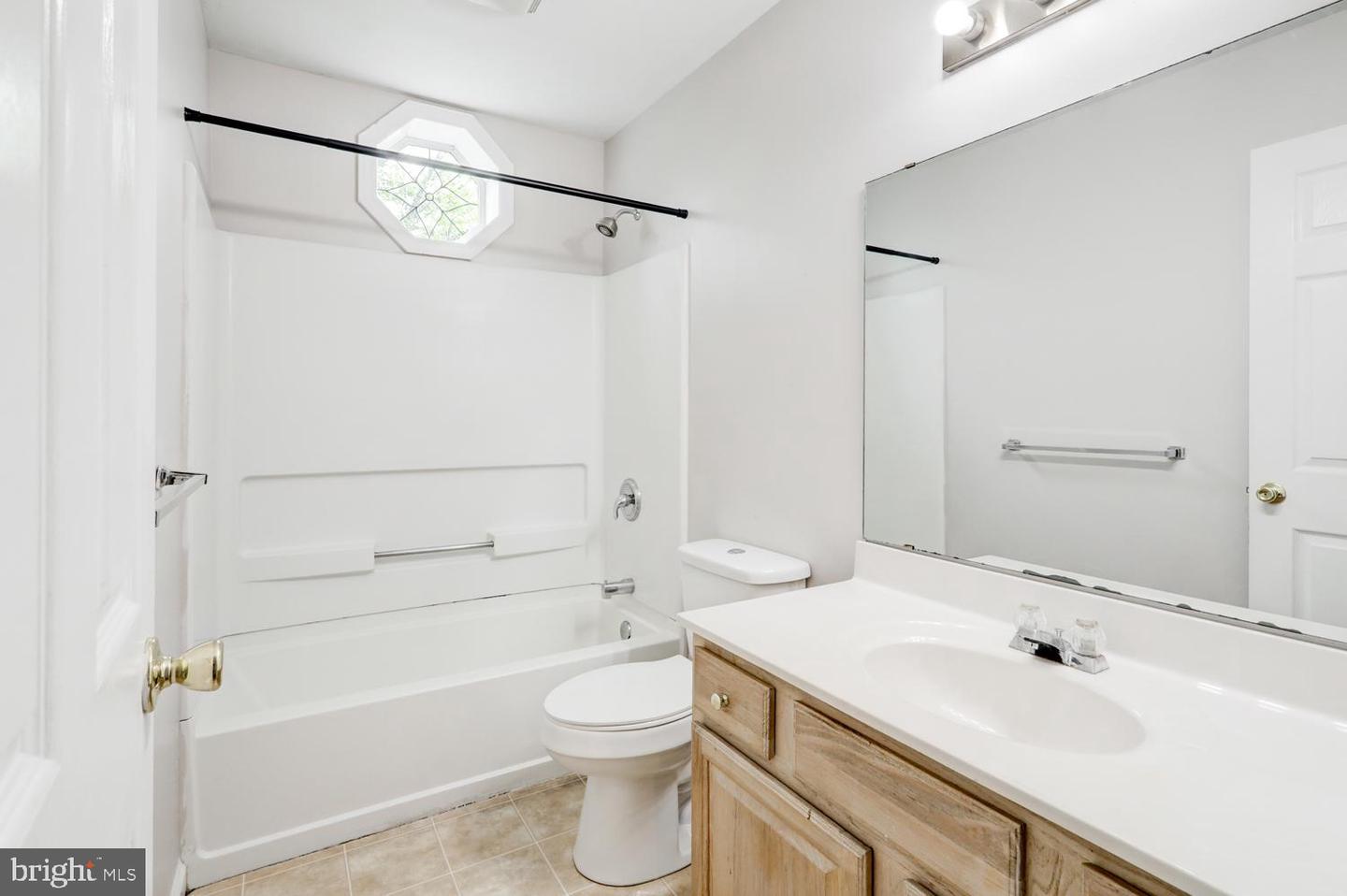 300 Elmshire Dr Property Photo 31