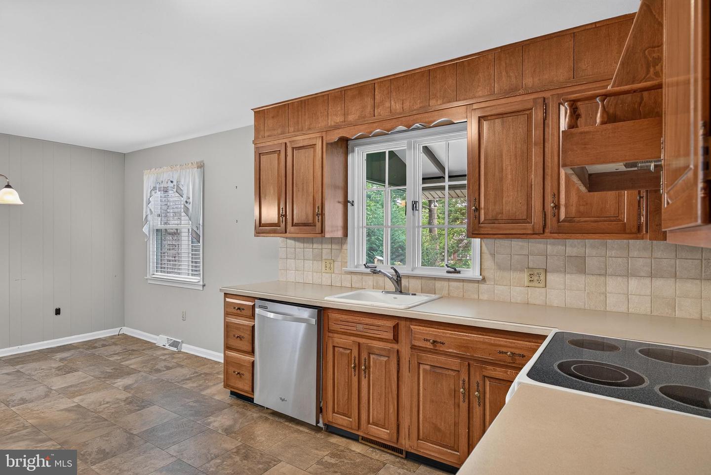 1420 Wynnewood Dr Property Photo 16