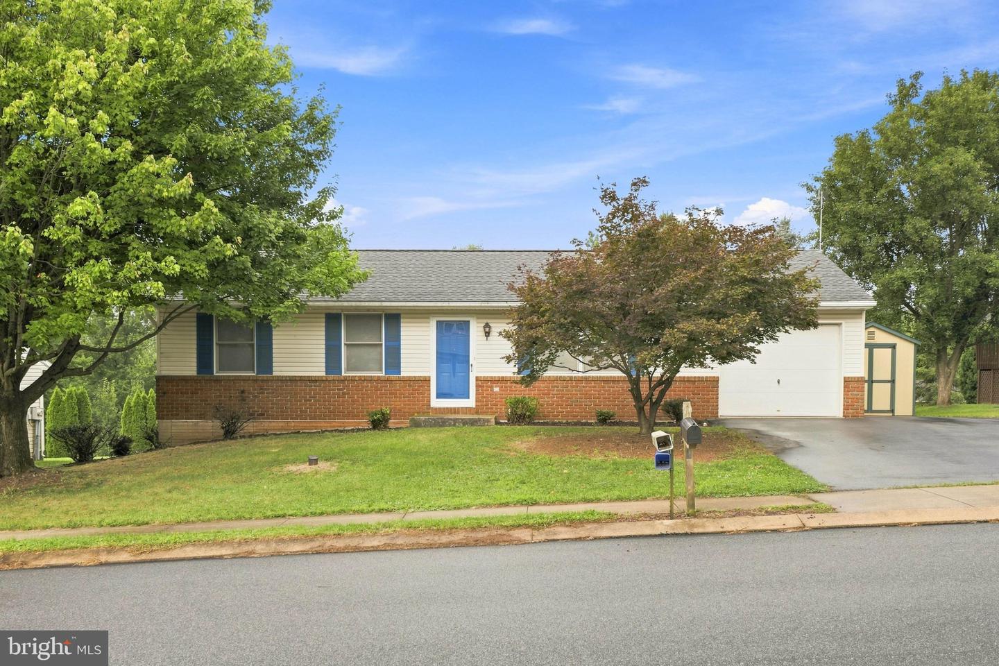 4 Barnhill Rd Property Photo 1