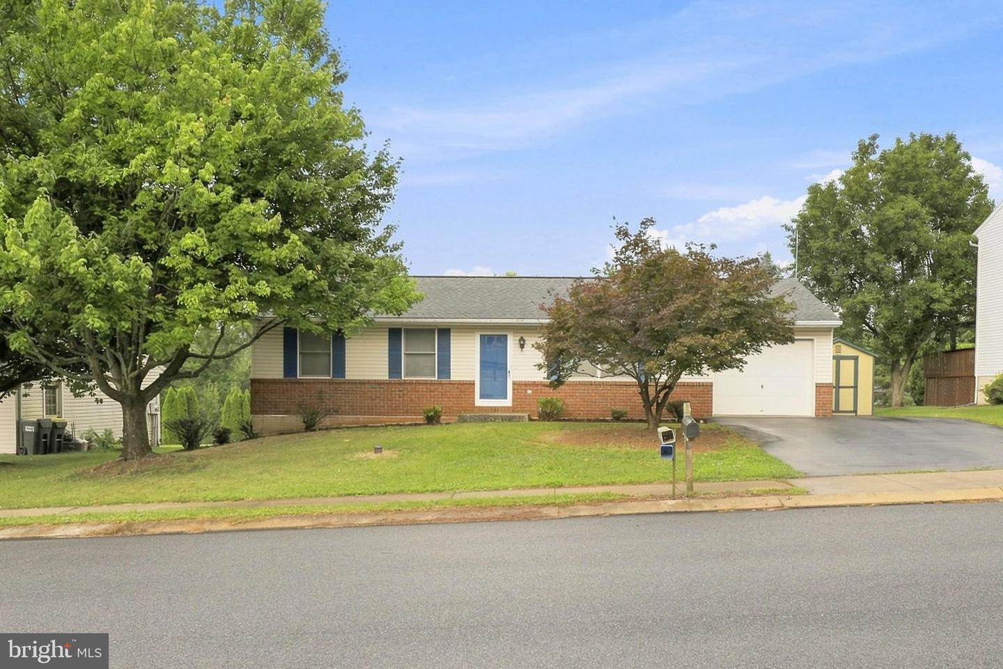 4 Barnhill Rd Property Photo 2