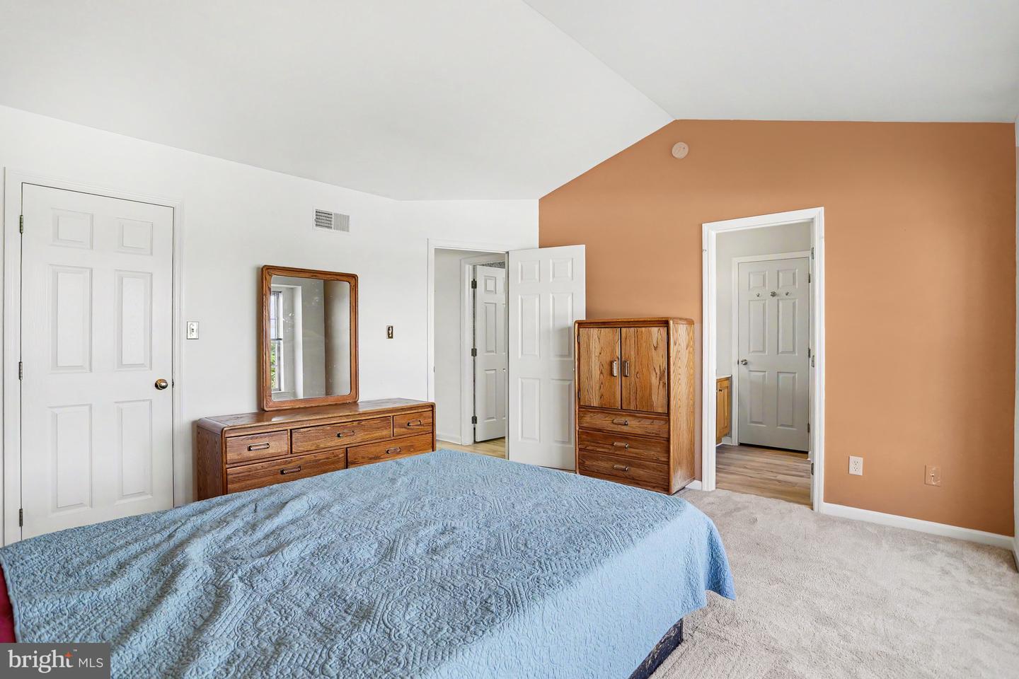 634 Lausch Ln Property Photo 17