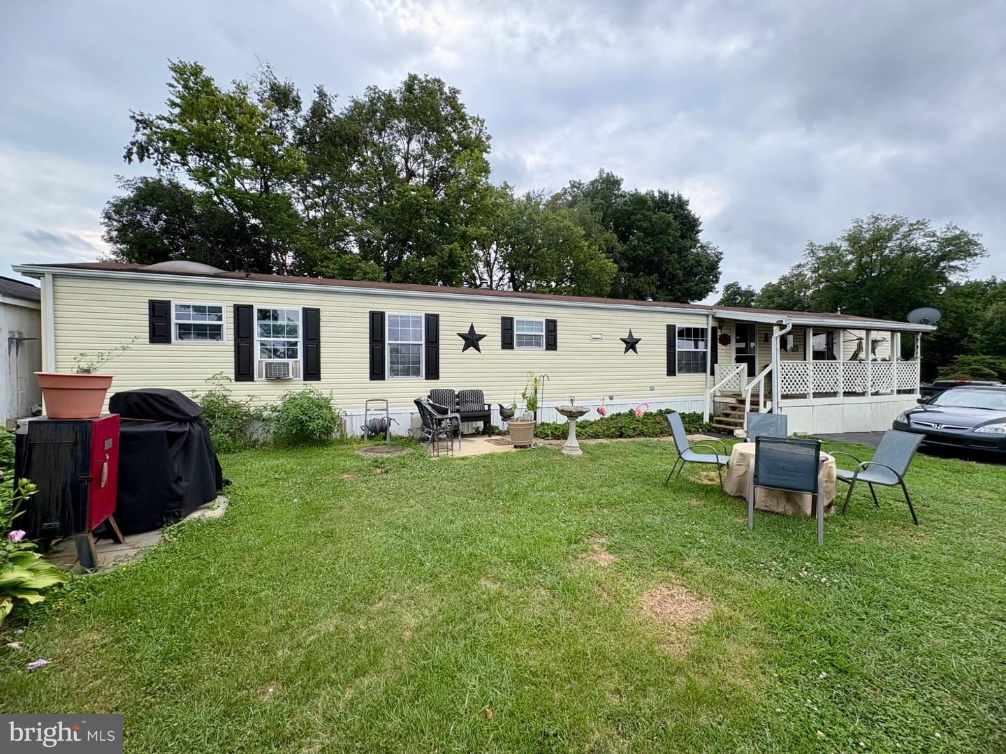 20 Circle Dr Property Photo 1