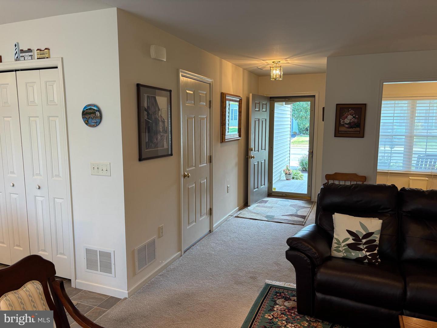 50 Bloomfield Dr Property Photo 5