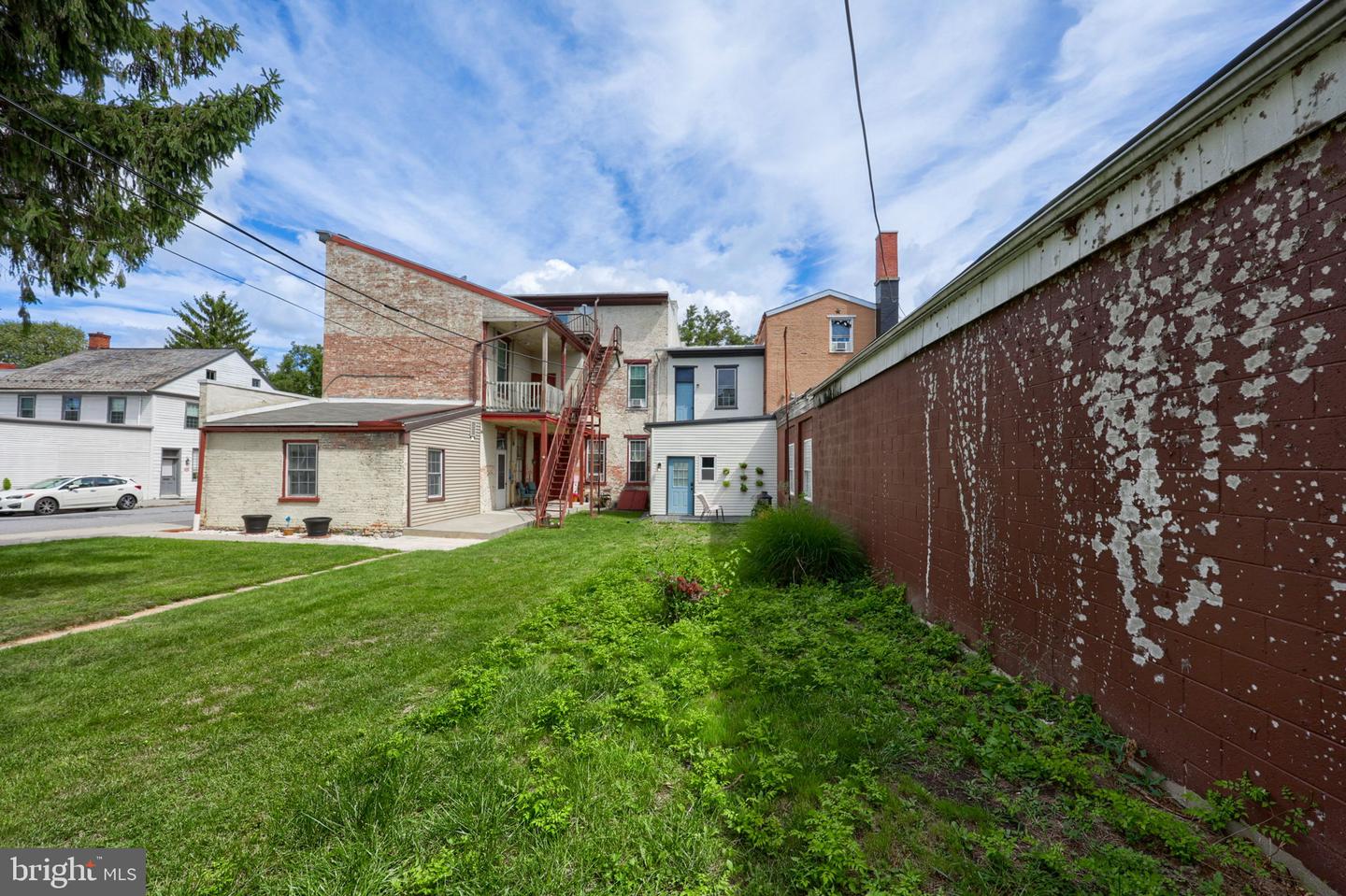 204 E Main St Property Photo 49