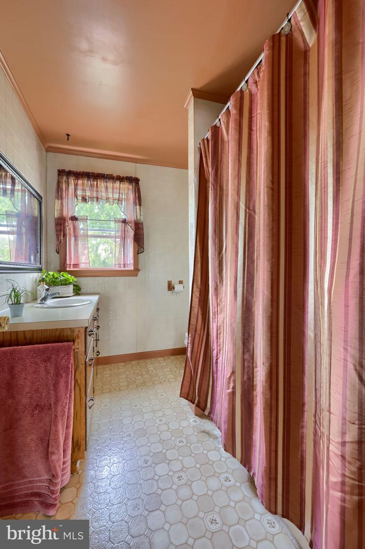 PALA2093168 Property Photo 8