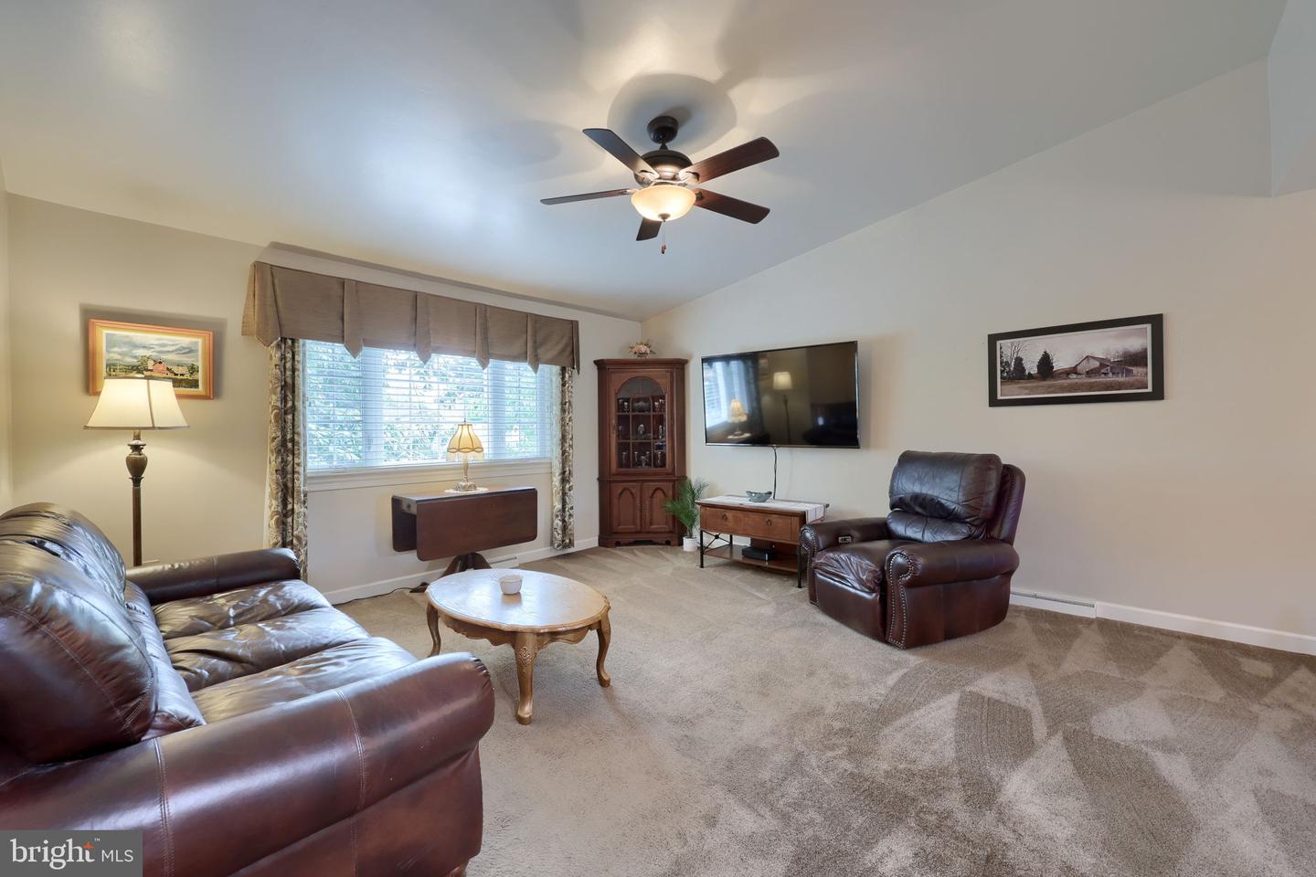 1920 Split Rock Rd Property Photo 6