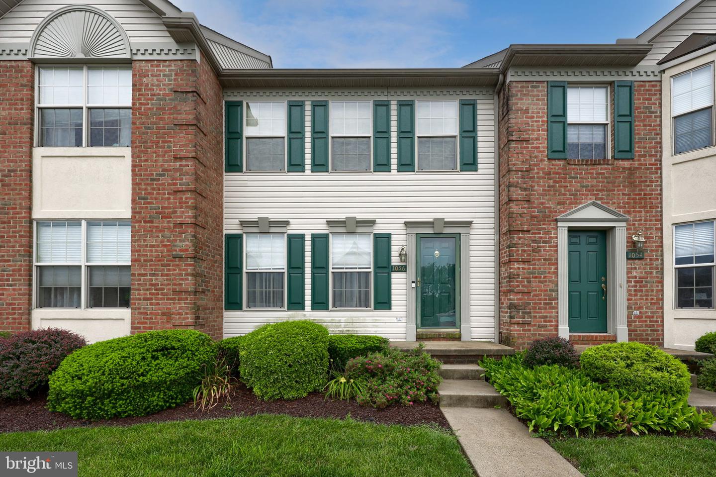 1056 Cobblestone Ln Property Photo 1