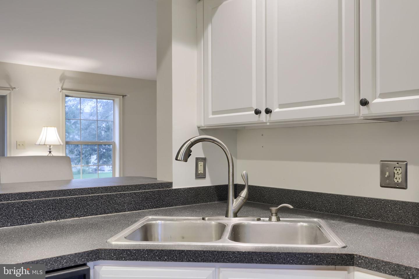 1056 Cobblestone Ln Property Photo 10