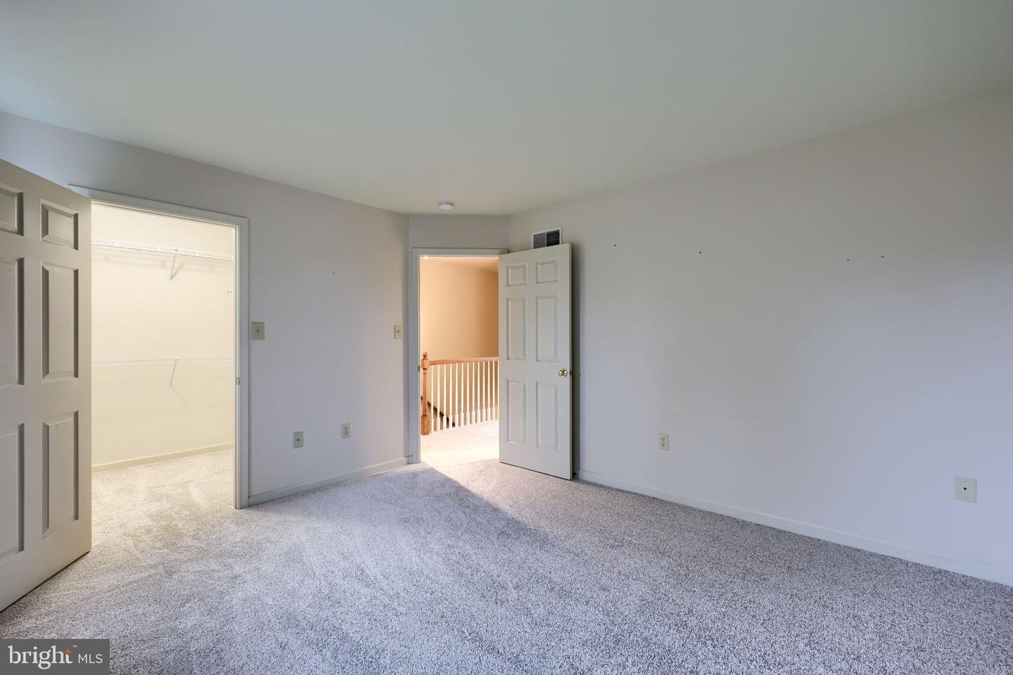 1056 Cobblestone Ln Property Photo 20