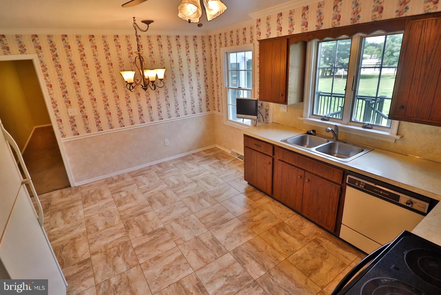 591 Crosswinds Dr Property Photo 30